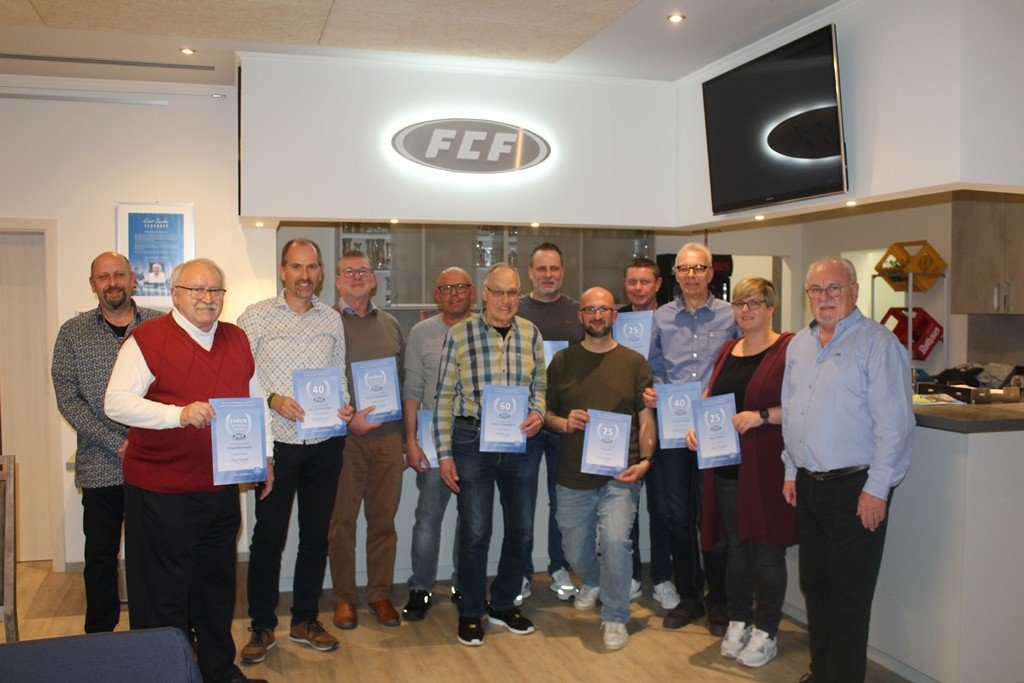 Gruppenfoto bei Generalversammlung